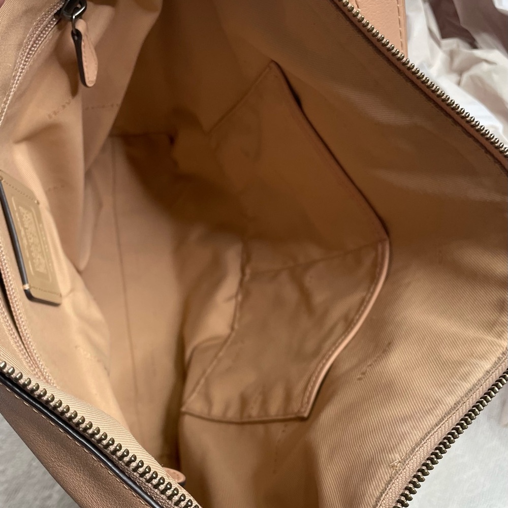 Coach‎  Leather Dufflette Shoulder Bag~ Soft Tan - Picture 9 of 14